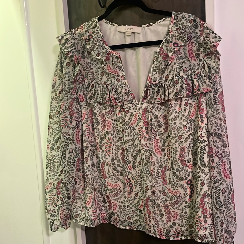 LOFT  spring print blouse size M